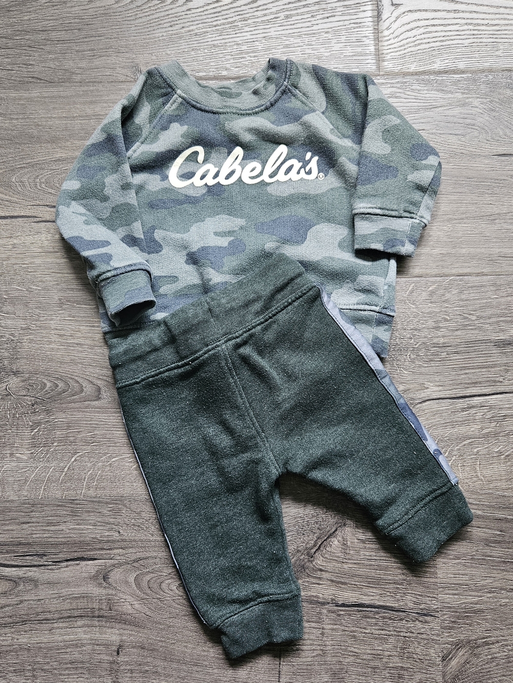 Cabela's Camo Set - Picture 2 of 3